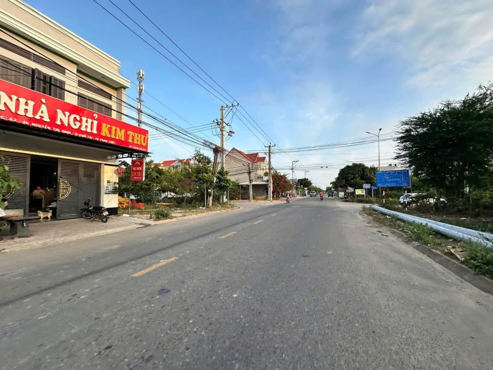 Nhà nguyên căn mặt tiền Nguyễn Thị Định, 100m² - Thích hợp kinh doanh ngay!