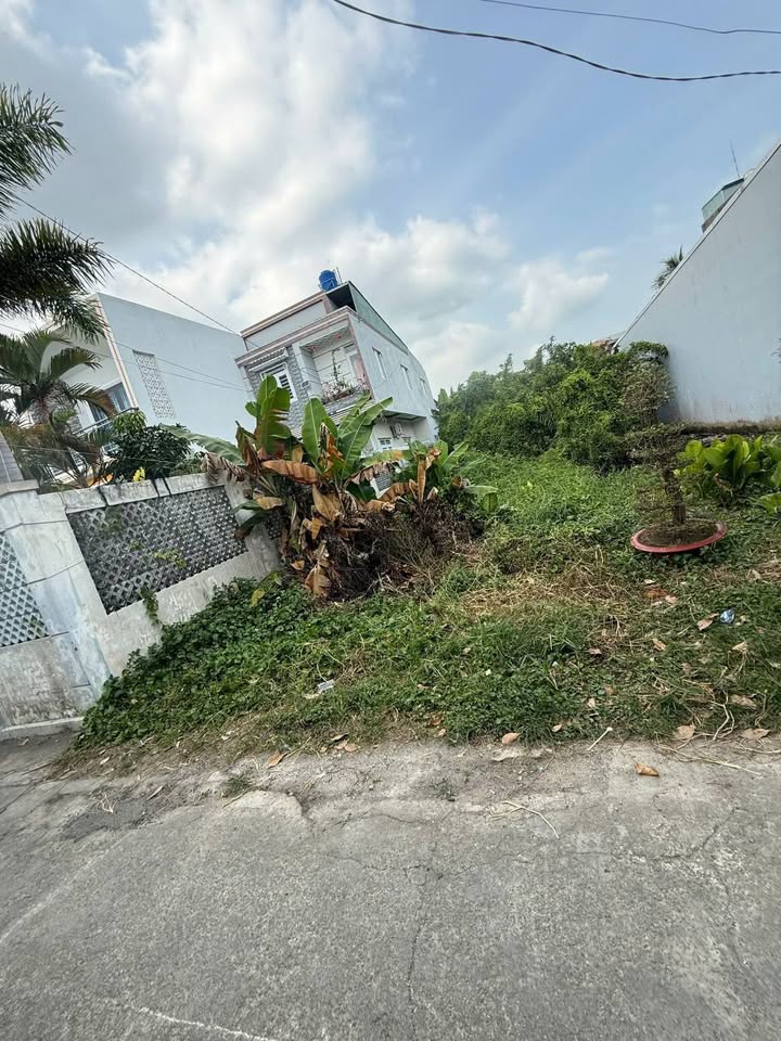 Đất nền Rạch Giá 119m² giá 1.35 tỷ - An ninh tốt, cách đường lớn chỉ 30m!