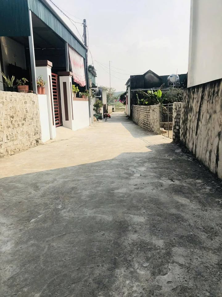 Đất thổ cư Phường Quỳnh Xuân 240m² giá 1 tỷ - Sổ đỏ chính chủ, gần QL1A!