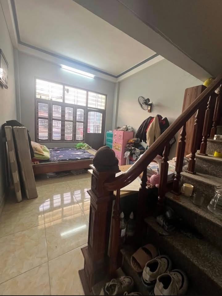 Nhà mặt tiền đường Cao Thắng, Hạ Long 73m² giá 6 tỷ - Kinh doanh sinh lời ngay!