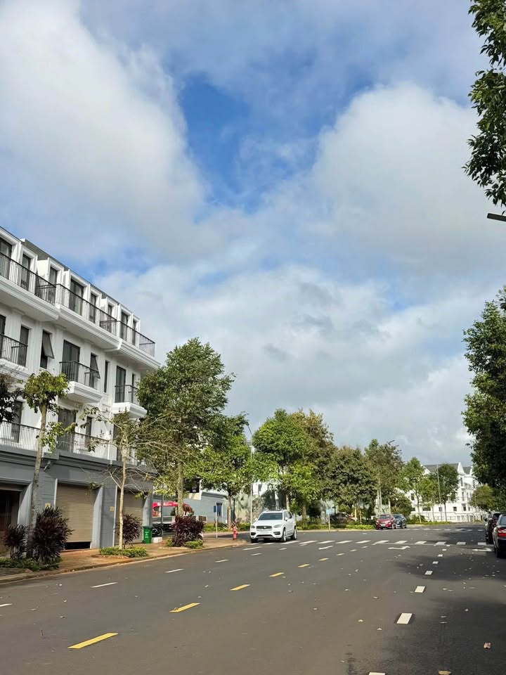 Nhà Ecocity Buôn Ma Thuột 132m² giá 13 tỷ - Đầy đủ nội thất, dòng tiền ổn định!