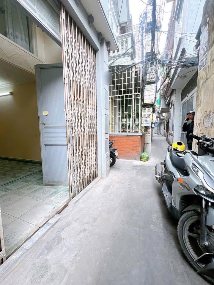 Nhà cho thuê mặt ngõ Đình Đông, Hải Phòng 30m² - Phù hợp sinh viên, giá chỉ 3.5 triệu!