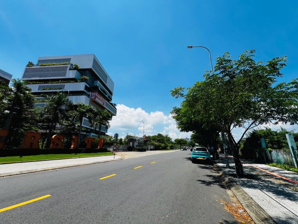 Đất FPT City Đà Nẵng 102m² giá 6.8 tỷ - Sổ hồng chính chủ lâu dài!
