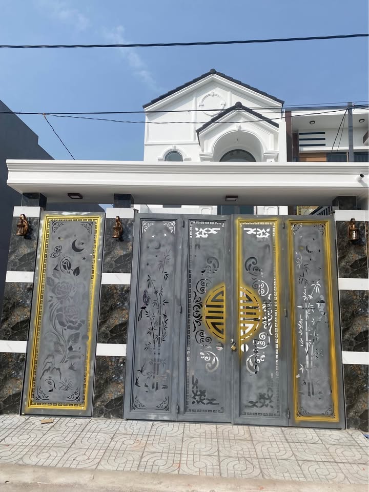 Nhà mới bán tại Long Điền, 100m² giá 2.85 tỷ - Sẵn sàng vào ở ngay!