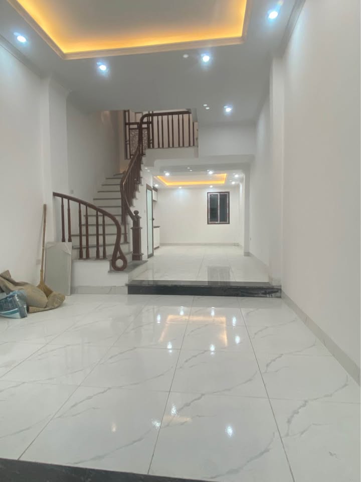 Nhà riêng Yên Ngưu, Tam Hiệp 40m² giá 6 tỷ - Ô tô đỗ cửa ngay!