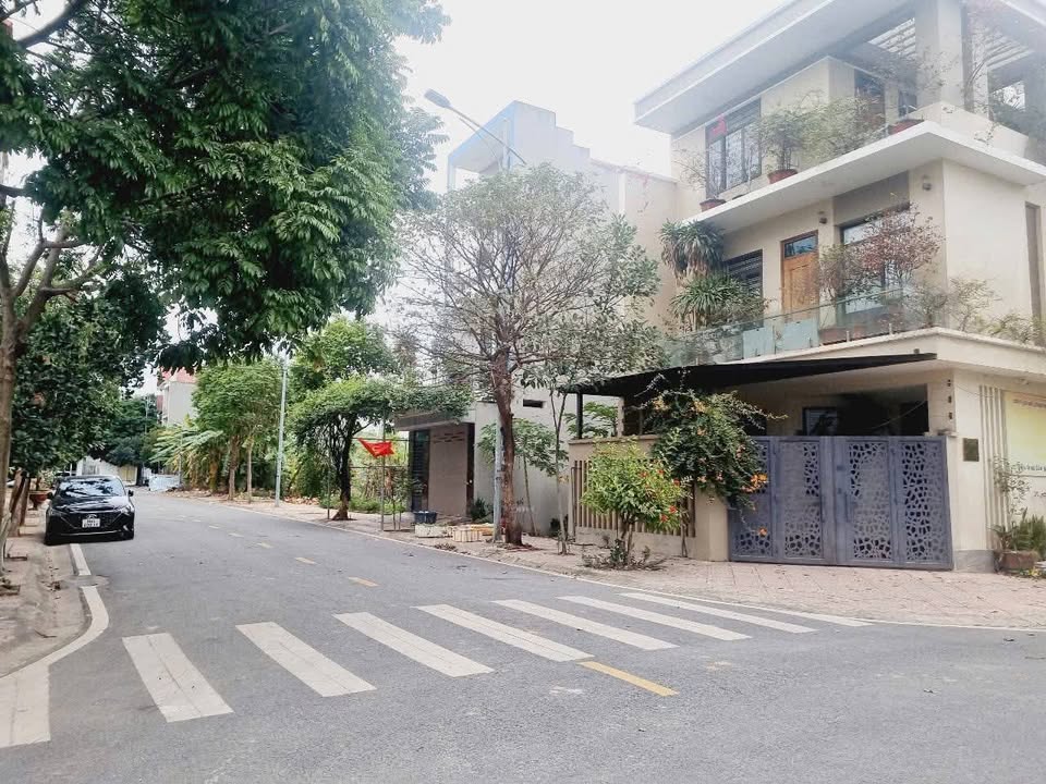 Đất thổ cư Đôn Hậu - Khai Quang, Vĩnh Yên 100m² giá 3.9 tỷ - Sổ hồng chính chủ!