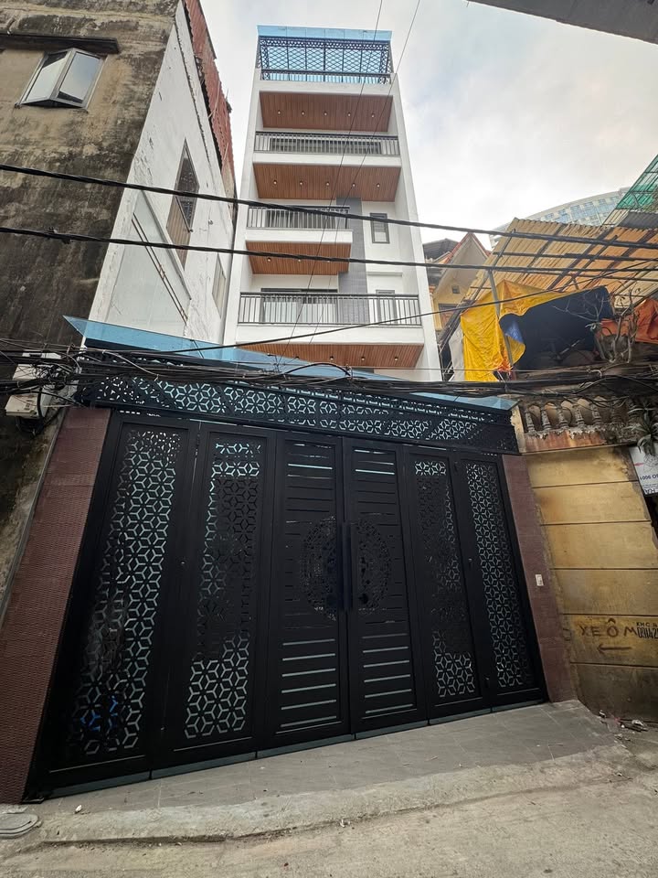 Nhà phố trung tâm Sơn Tây 75m² giá 100 tỷ - Chính chủ bán nhanh, không qua môi giới!