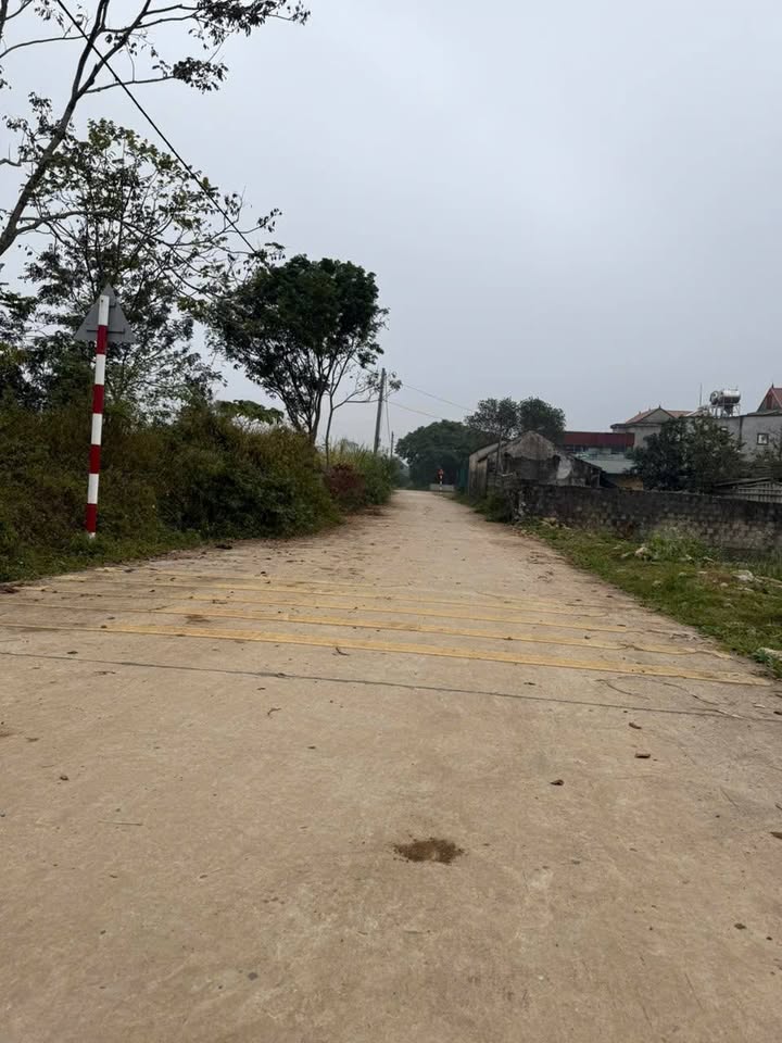 Đất nền Tổ 6, Phường Tây Sơn, 110m² giá chỉ 900 triệu - Cơ hội đầu tư hấp dẫn!