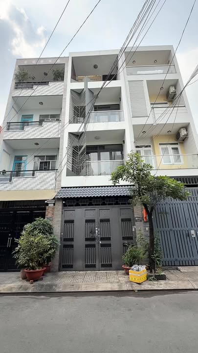 Nhà đẹp tại 90 Trần Văn Ơn, Tân Sơn Nhì, 68m² giá 10.2 tỷ - Nội thất cao cấp!