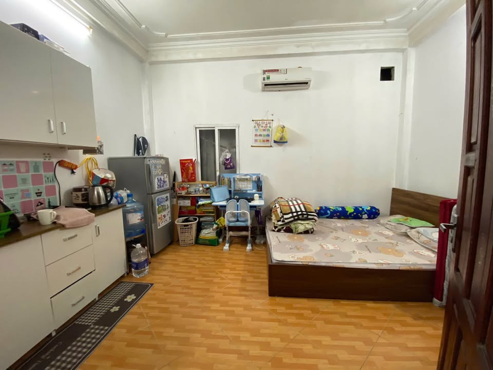 Phòng trọ Khép kín tại Cầu Giấy 31m² giá 3.6 triệu - Tiện nghi đầy đủ!