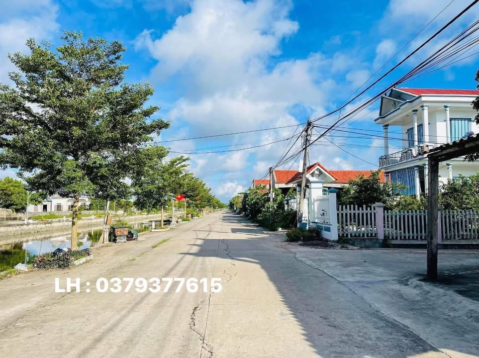 Đất thổ cư 100m² tại xã Kim Trung, Kim Sơn, Ninh Bình giá 820 triệu - Gần trường học và trạm y tế!