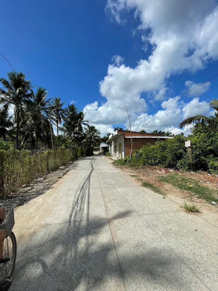 Nhà mặt tiền xã Hòa Lộc, Mỏ Cày Bắc 125m² giá 690 triệu - Cơ hội đầu tư tuyệt vời!