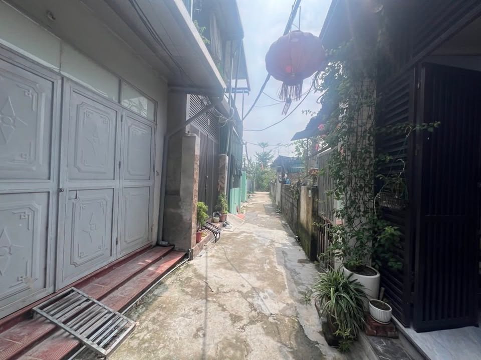 Nhà 2 tầng Tả Thanh Oai 37m² giá 1 tỷ - Nở hậu hút tài lộc!