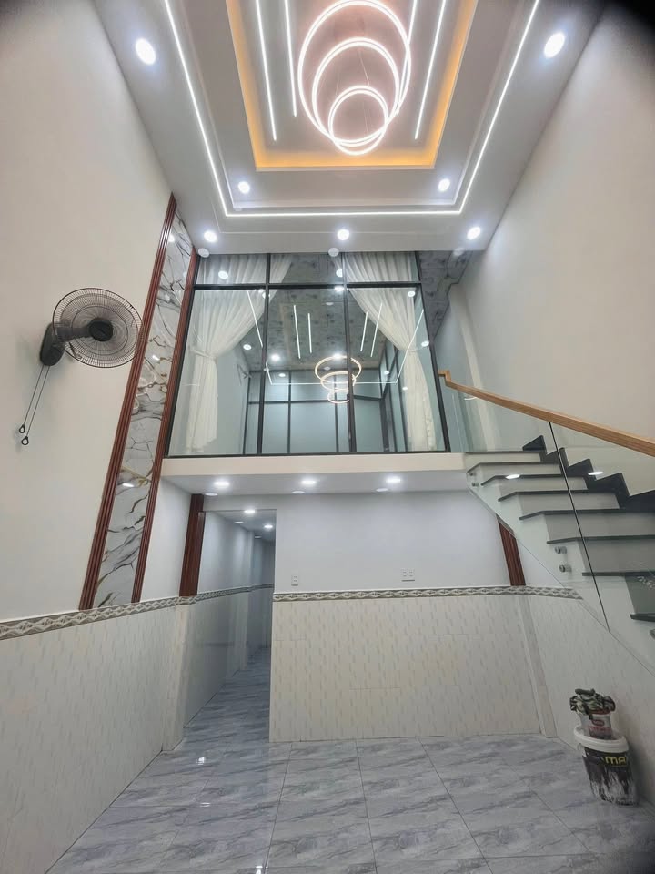 Nhà đẹp 56m² Sư Đoàn 9, Bình Chánh giá 2.2 tỷ - Chính chủ bán gấp!