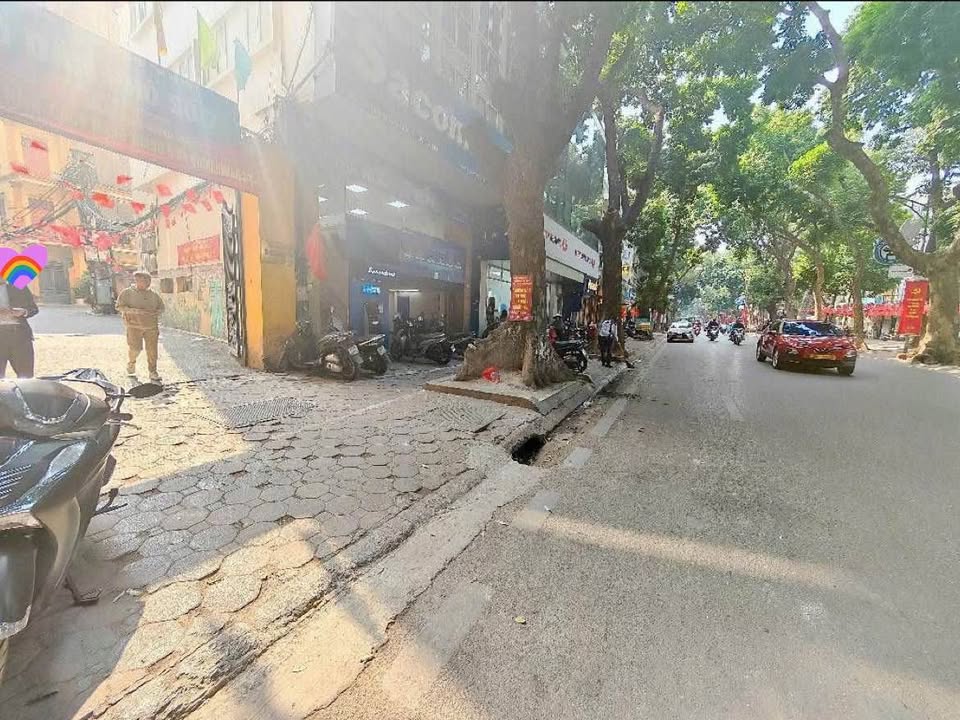 Nhà phố Phan Đình Phùng, Ba Đình 210m² giá 13 tỷ - Nhà mới ở ngay, khu VIP!