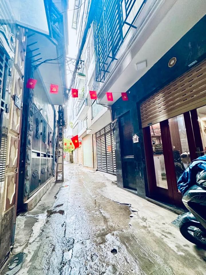 Nhà riêng ngõ 79 Cầu Giấy 48m² giá 10 tỷ - Kinh doanh sầm uất, chính chủ!