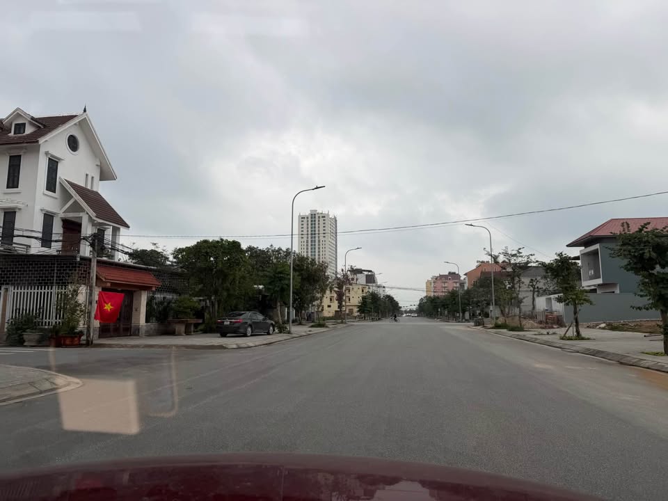 Đất nền lối 2 đường 8, Phường Nghi Hòa, 195m² giá 6 tỷ - Vị trí đắc địa gần biển