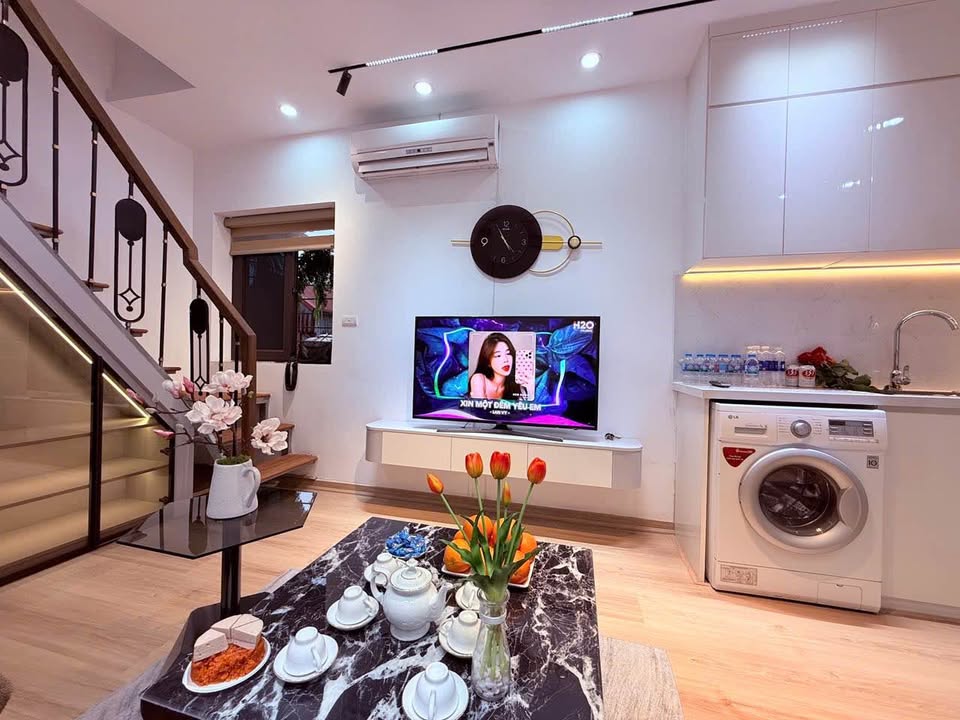 Căn hộ Tập thể Kim Liên 24m² giá 4.6 tỷ - Thiết kế đẹp, vào ở ngay!