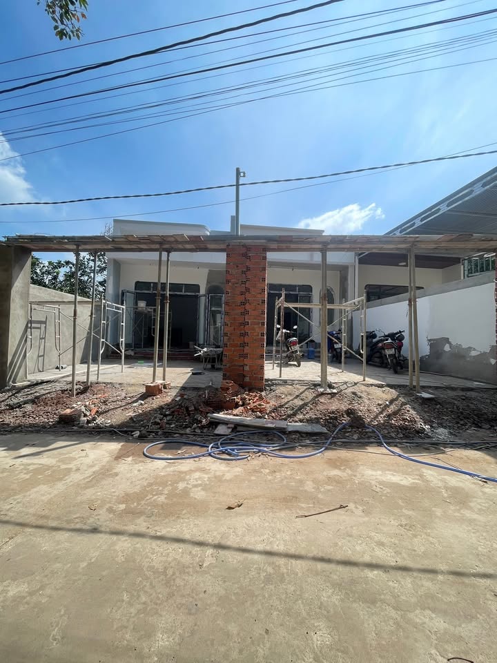 Nhà cấp 4 mới xây tại Bảo Vinh, Long Khánh 160m² giá 1.78 tỷ - Thiết kế hiện đại, sẵn sàng vào ở!