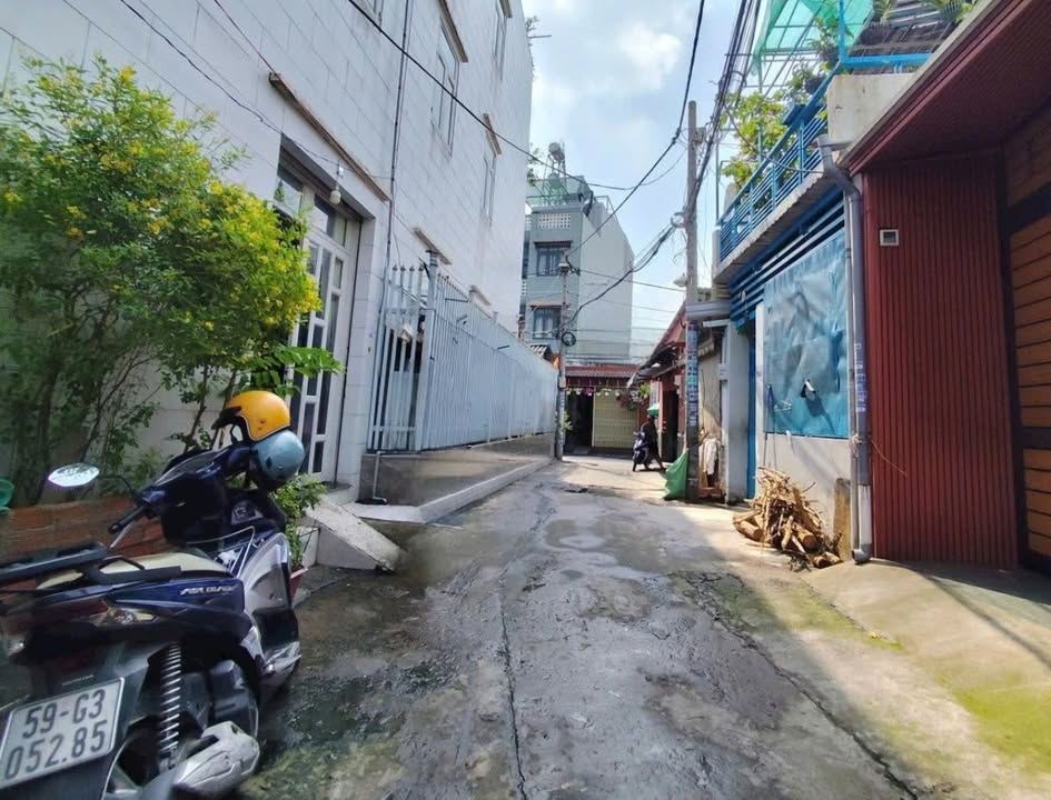 Nhà hẻm Trường Chinh, Tân Thới Nhất, 96m² giá 7.3 tỷ - Đầu tư sinh lời ngay!