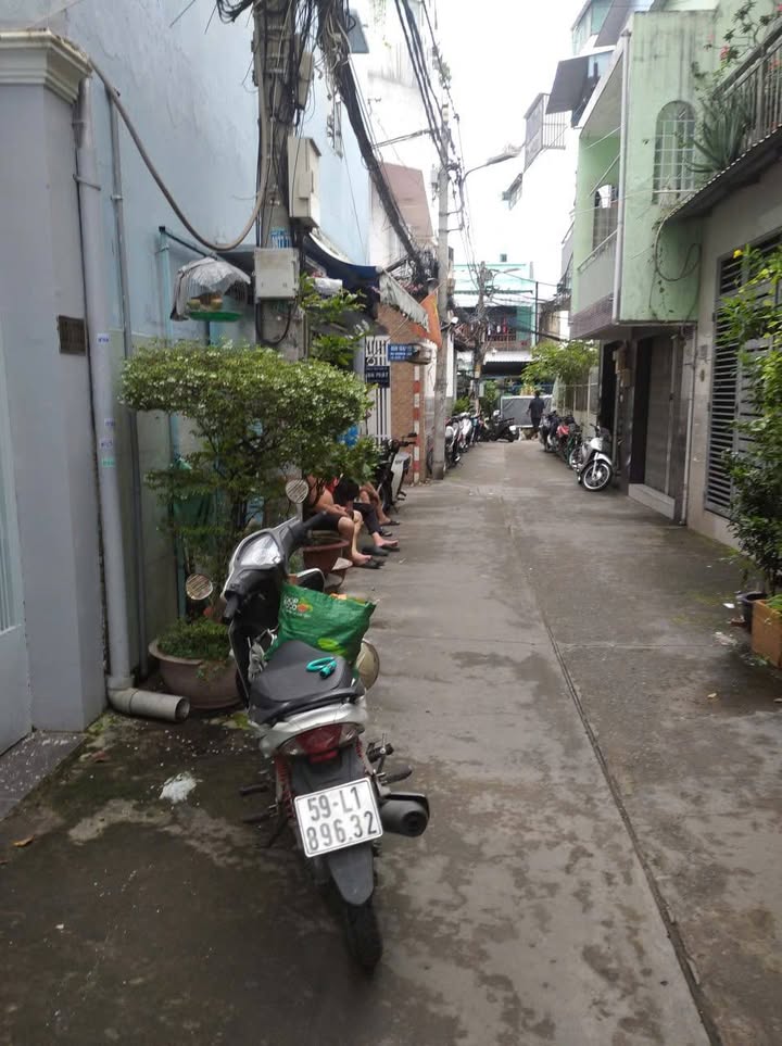 Nhà nguyên căn cho thuê tại hẻm 154 Âu Dương Lân, Quận 8 - Giá 12 triệu/tháng, diện tích 74m²