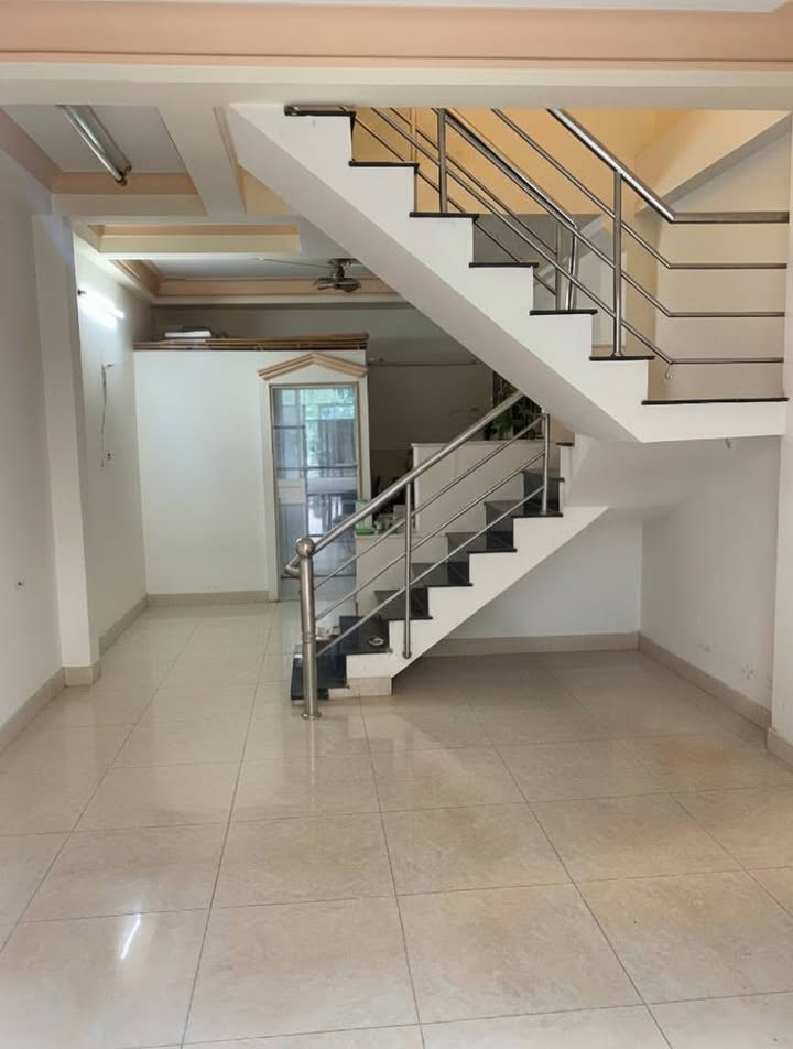 Nhà 3PN 44m² Hẻm 1 Đường Huỳnh Tấn Phát, Quận 7 - Sổ riêng, Giá chỉ 5.5 tỷ!