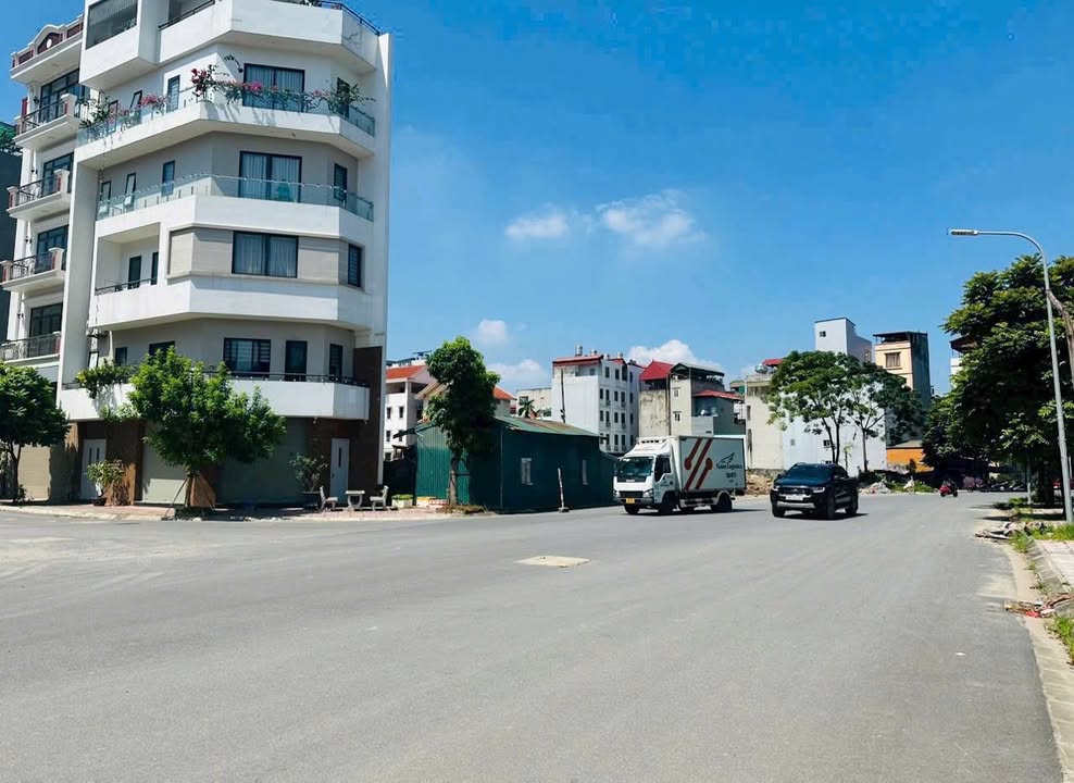 Đất nền TDC Ngọc Thụy Long Biên 90m² giá 40.95 tỷ - Mặt tiền 2 mặt thoáng công viên!