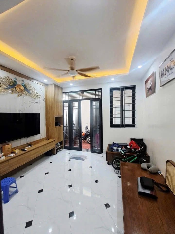 Nhà nguyên căn 4 tầng tại An Khánh, Hoài Đức giá 8 triệu - Nhà mới, thoáng mát!