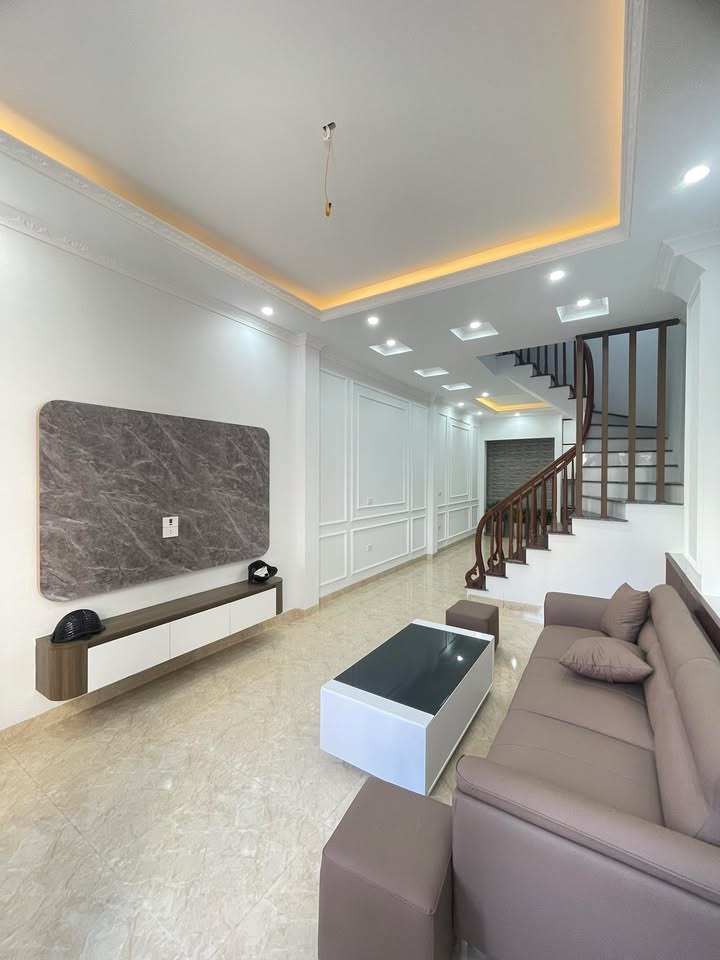 Nhà đẹp Hoài Đức 45m² giá 7.x tỷ - Thiết kế hiện đại, sẵn sàng vào ở!