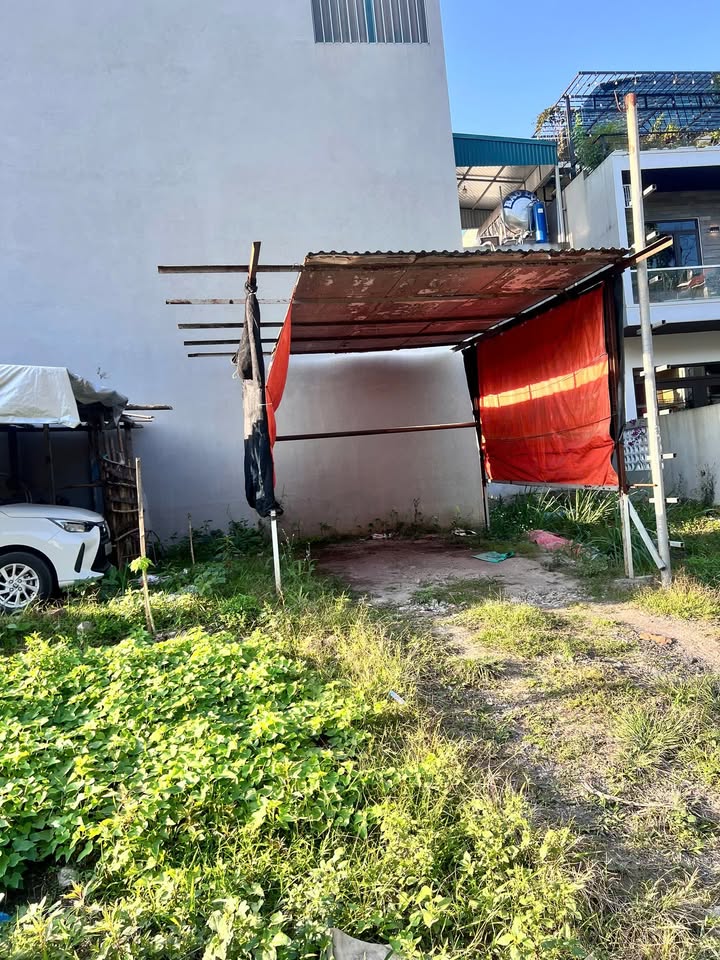 Đất nền 55m² tại Ngõ Bà Mít, Hạ Long, giá 1.45 tỷ - Đường ô tô đỗ cửa!