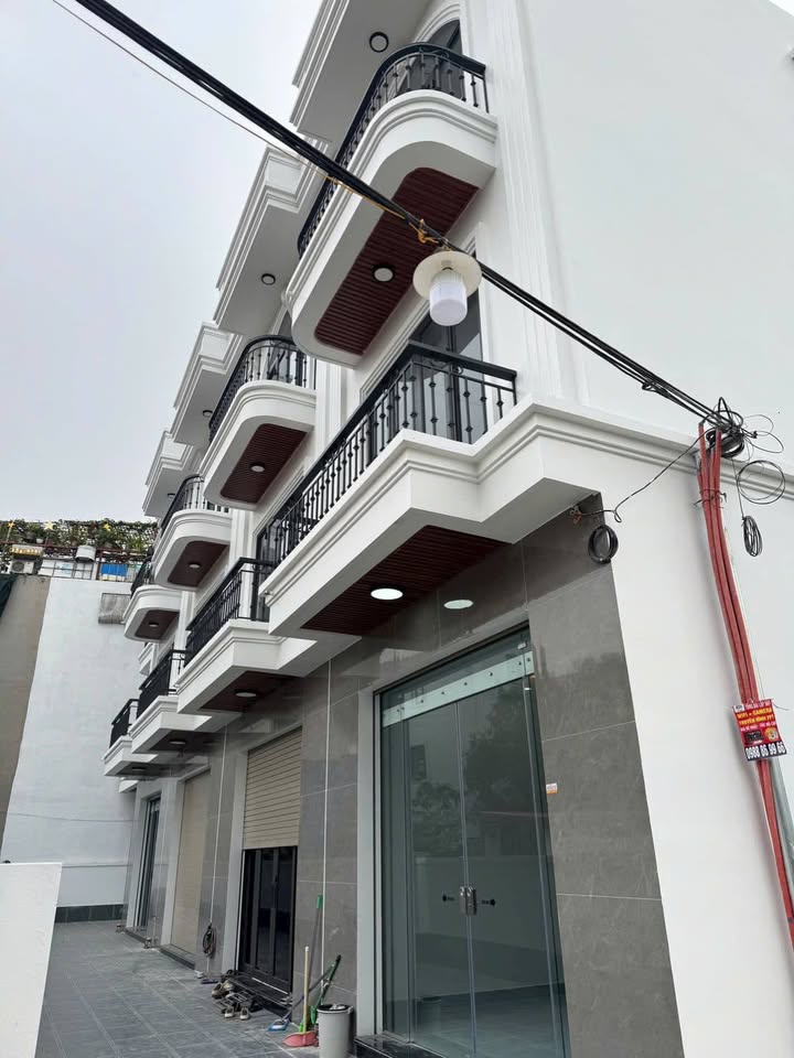 Nhà góc 3 tầng tại Vĩnh Khê, Hải Phòng 56m² giá 3.3 tỷ - Ô tô đỗ cửa, gần chợ!