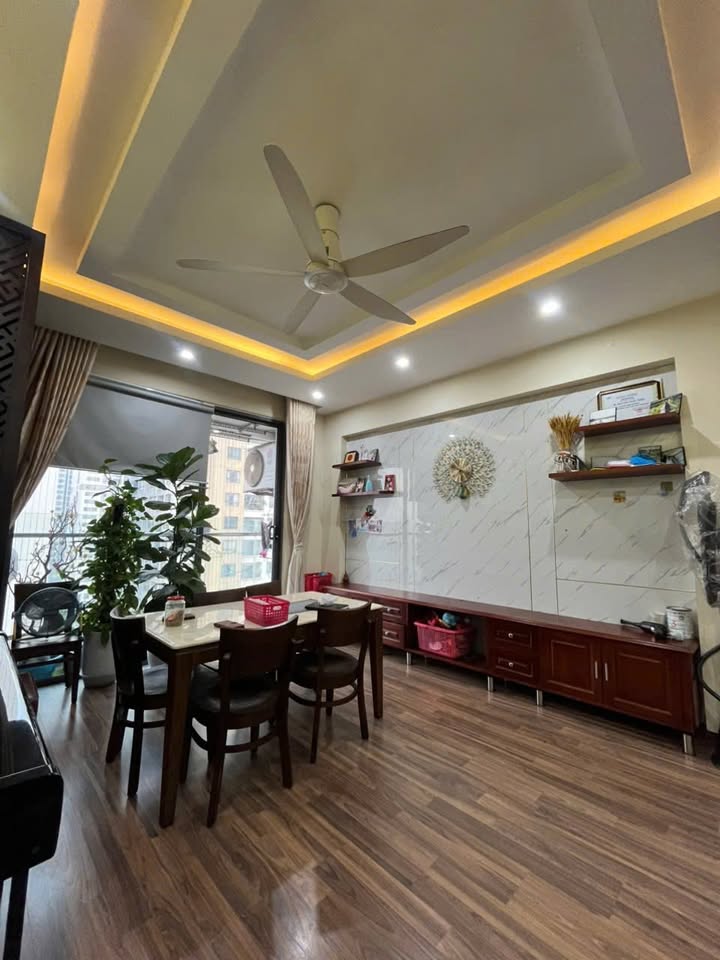 Căn hộ N04B T1 Ngoại Giao Đoàn 135m² giá 13.x tỷ - Sổ đỏ chính chủ!