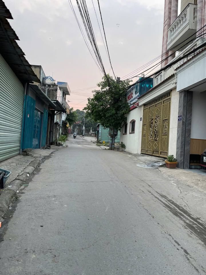 Nhà phố Tân Bình, Dĩ An 63m² giá chỉ từ 2xx tỷ - Dọn vào ở ngay!