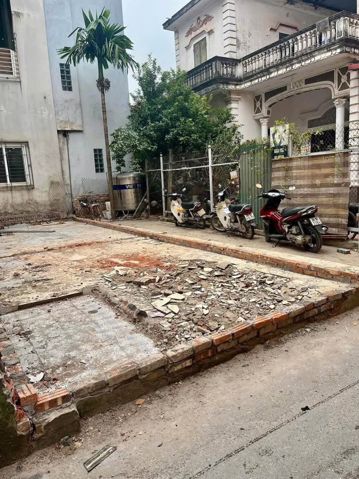 Đất nền tổ 11 Yên Nghĩa 44.2m² giá chỉ 7 tỷ - Mặt ngõ thông ô tô qua!