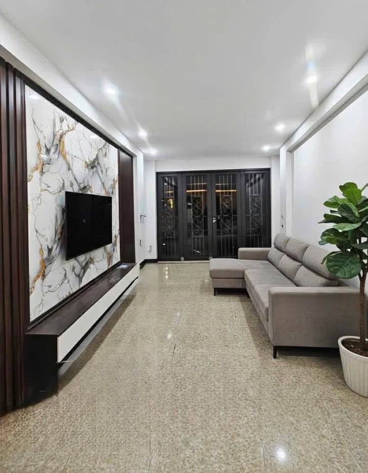 Nhà 2 tầng chính chủ Phường Hồng Thái, Bắc Giang, 83m² giá 3 tỷ - Đường ô tô thông thoáng!