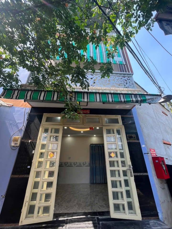 Nhà cho thuê 1 xẹt Âu Cơ, Bầu Cát, Tân Bình 40m² - Không gian sống lý tưởng cho gia đình!