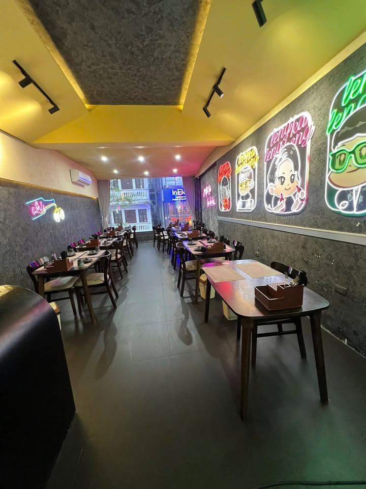 Nhà hàng mặt phố Phạm Hồng Thái, Ba Đình 300m² giá 26 triệu - Cơ hội kinh doanh tuyệt vời!