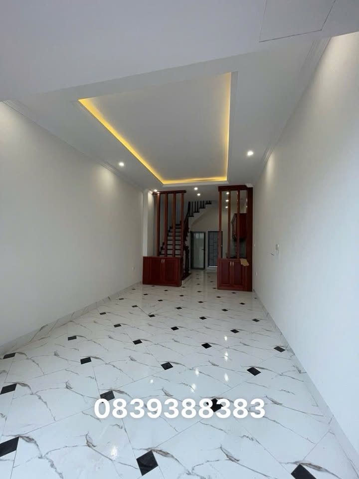 Nhà 5 tầng Tả Thanh Oai 35m² giá 5 tỷ - Chính chủ, gần chợ và trường học!