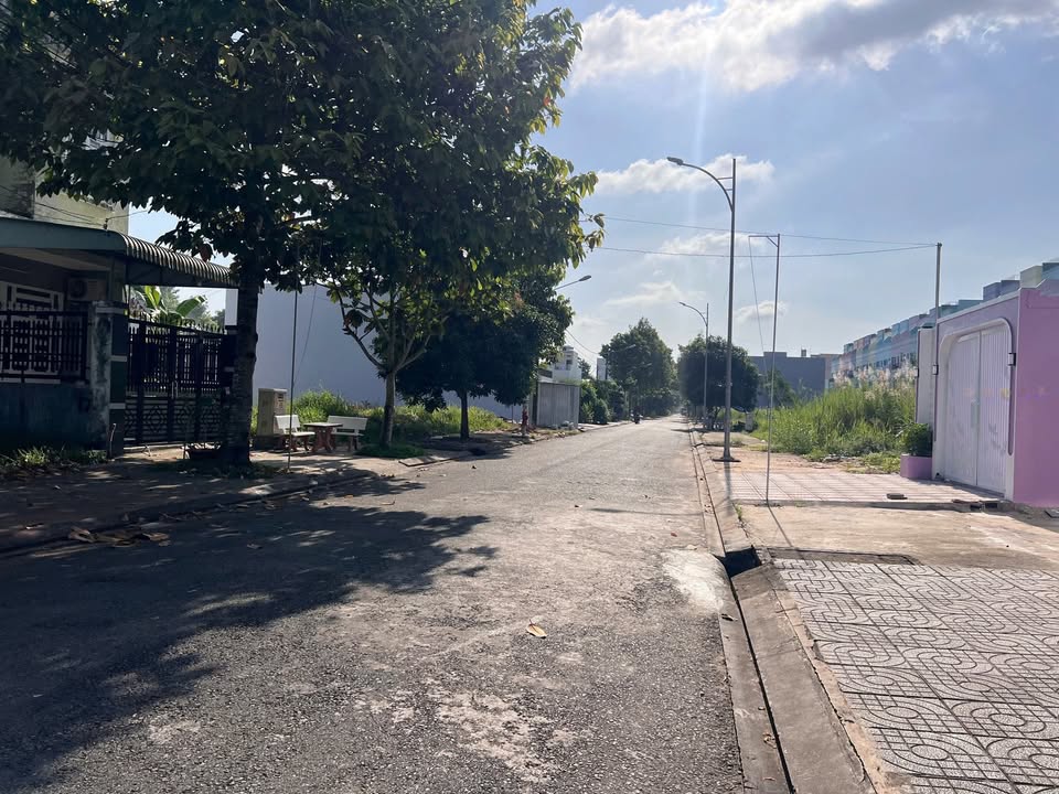 Đất nền mặt tiền đường Số 32, Stella Mega Cần Thơ 112m² giá 2.1 tỷ - Sổ hồng trao tay!