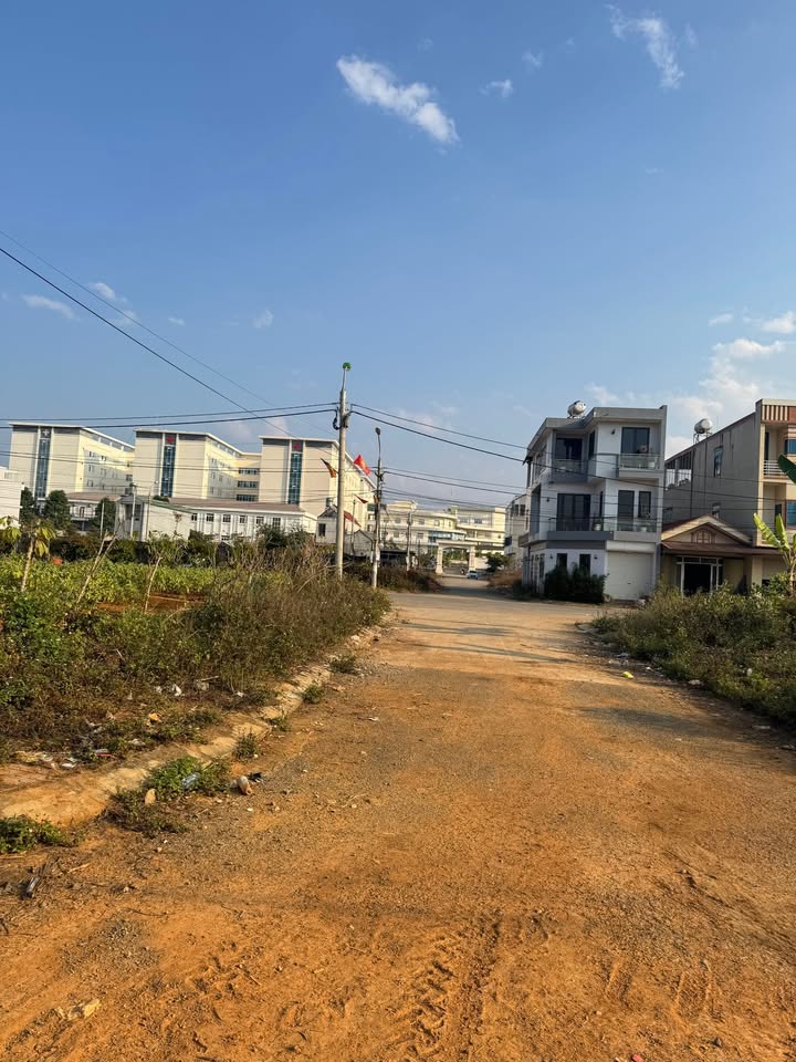 Đất nền mảnh cổng chùa, Sông Mã 98m² giá chỉ 960 triệu - Đầu tư sinh lời cao!