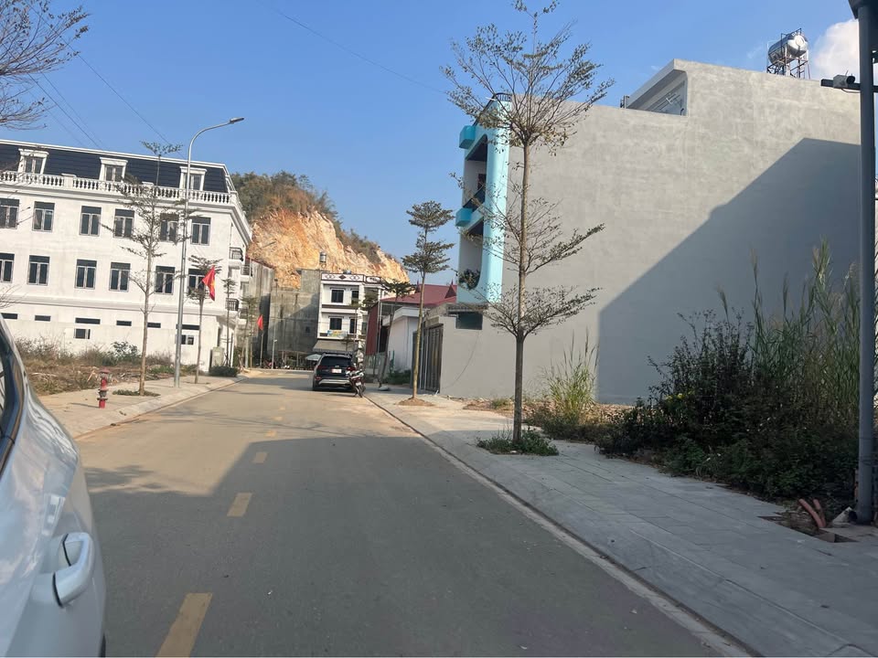 Đất nền đẹp đường Ô Bàn Cờ, Sơn La 97m² - Đầu tư sinh lời ngay!