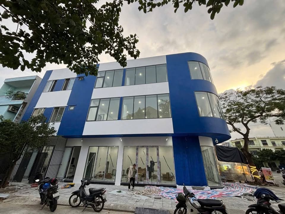 Nhà mặt tiền đường Trần Nhân Tông, Sơn Trà 95m² giá 35 triệu - Thích hợp kinh doanh ngay!