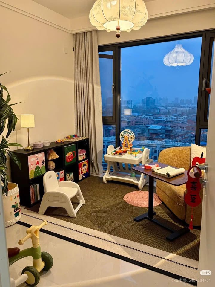 Căn hộ Ba Đình 80m² giá 6 tỷ - View hồ Ngọc Khánh cực đẹp!