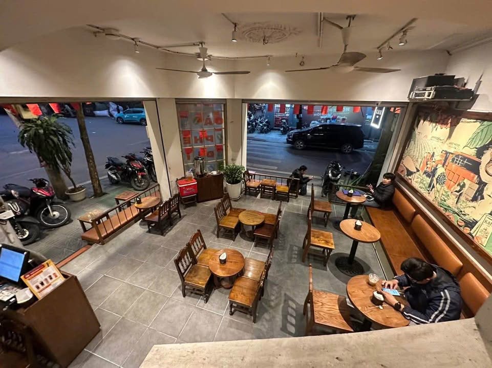 Bán gấp FrontHouse Đầm Trấu 50m² giá 40 tỷ - Vị trí đắc địa, kinh doanh sinh lời!