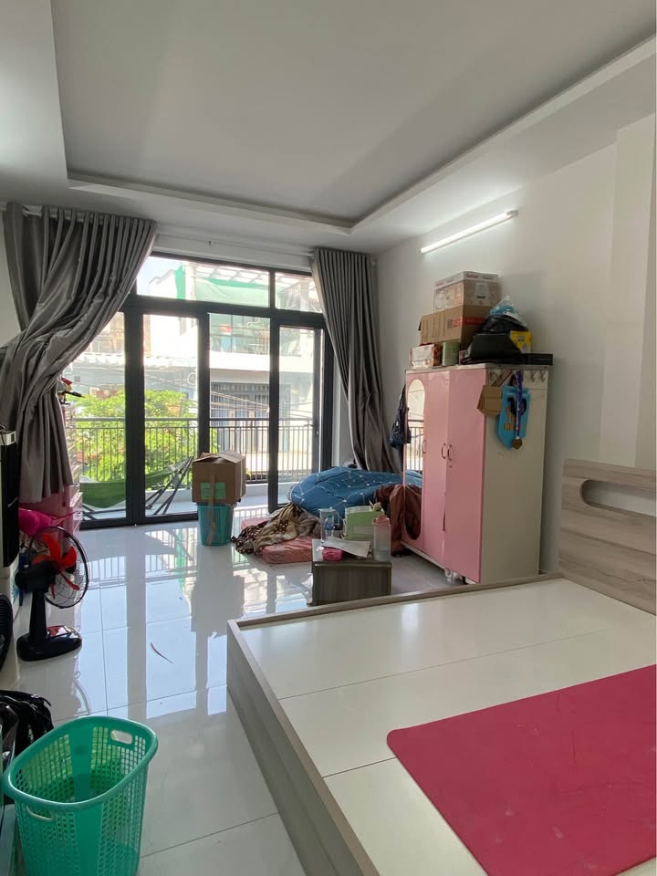 Nhà phố 4 tầng đường 3/2 Quận 10, 50m² - Sẵn sàng ở ngay!