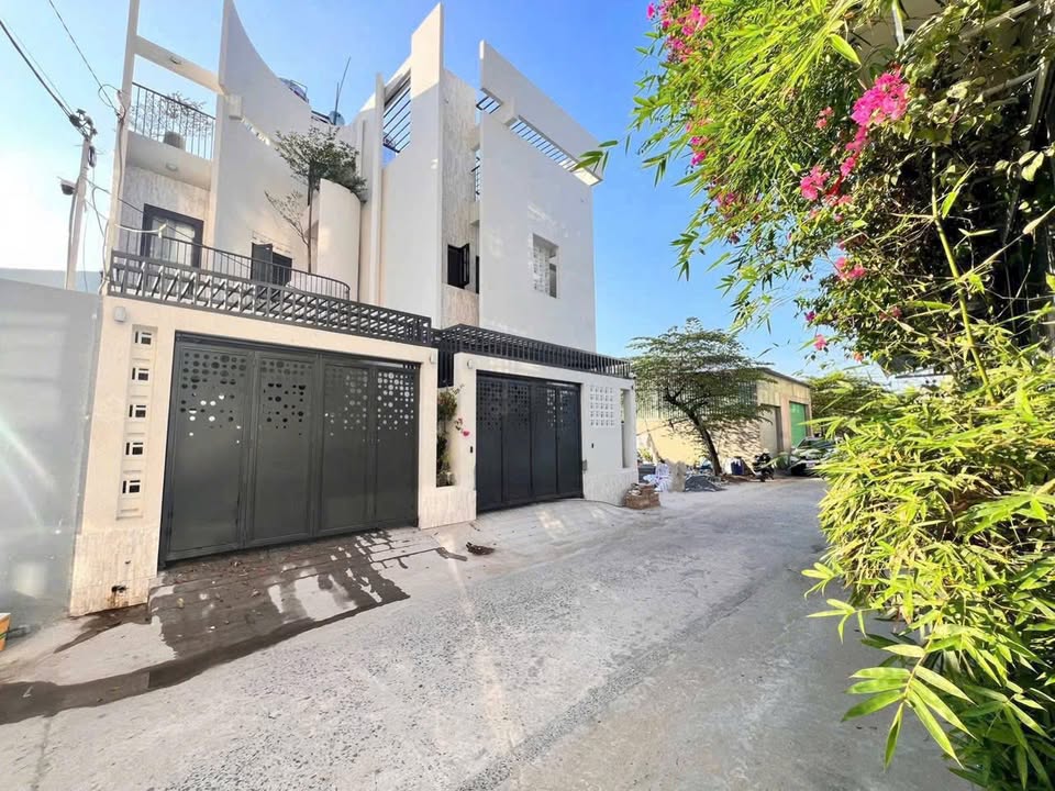 Đất và Nhà Xưởng 73m² tại An Phú Đông 3 chỉ 4.5 tỷ - Cơ hội đầu tư hấp dẫn!