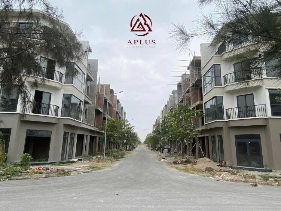 Nhà phố FLC Tropical Hạ Long 75m² giá 2.4 tỷ - Duy nhất 1 căn bán gấp!
