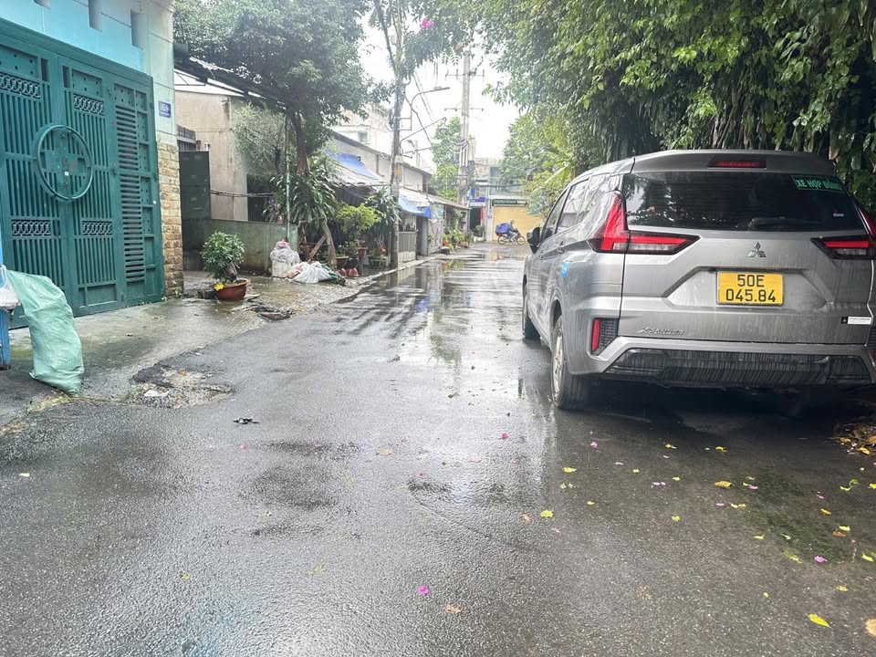 FrontHouse Tân Thới Nhất 171m² giá 11 tỷ - Tiện xây mới, sổ hồng riêng!