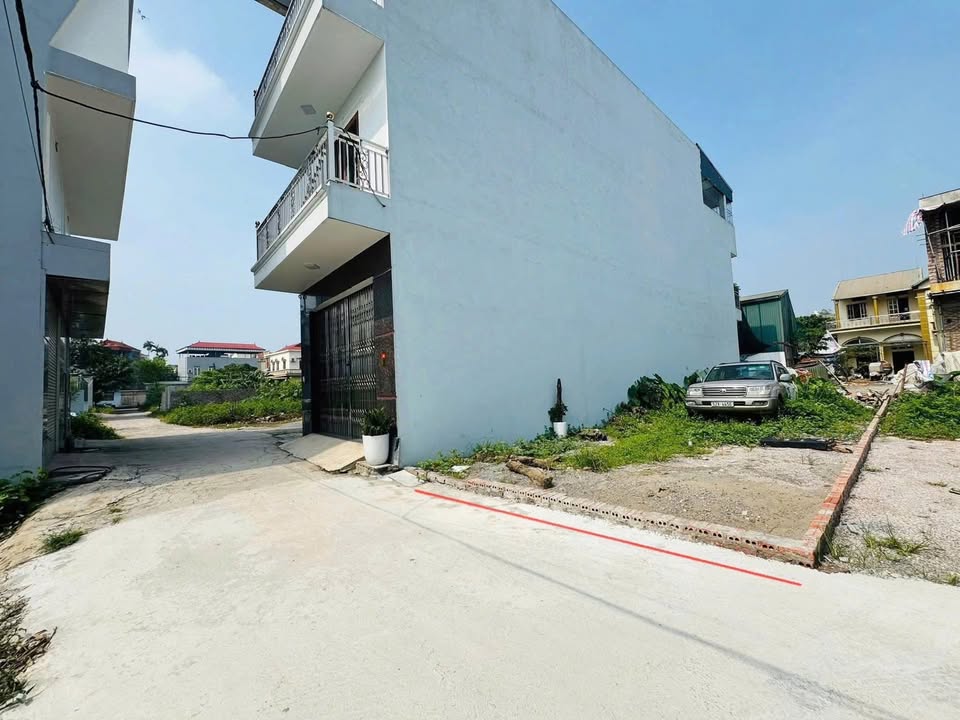 Đất thổ cư Hòa Lạc 60m² giá chỉ 1.8 tỷ - Cơ hội đầu tư tuyệt vời!