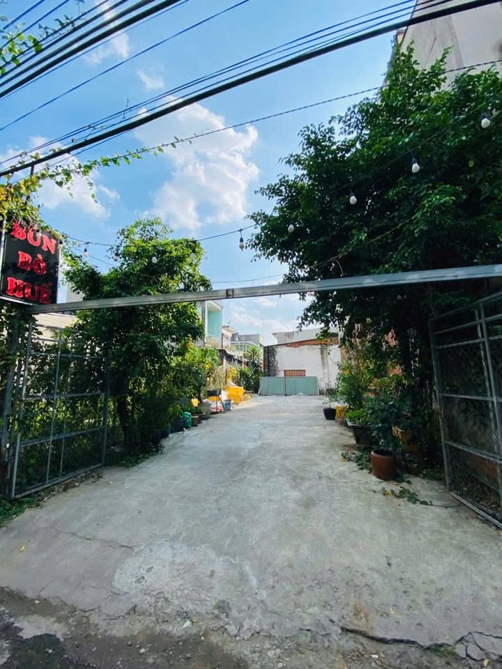 Đất nền 100m² phường Đông Hòa, Dĩ An - Sổ hồng riêng, giá 4.5 tỷ, xây dựng tự do!